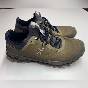 On Running shoes size 11